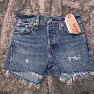 levi shorts